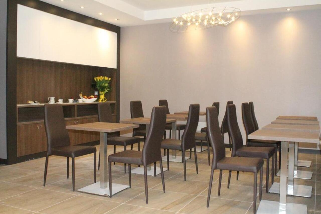 Mz Hotel โรม ภายนอก รูปภาพ