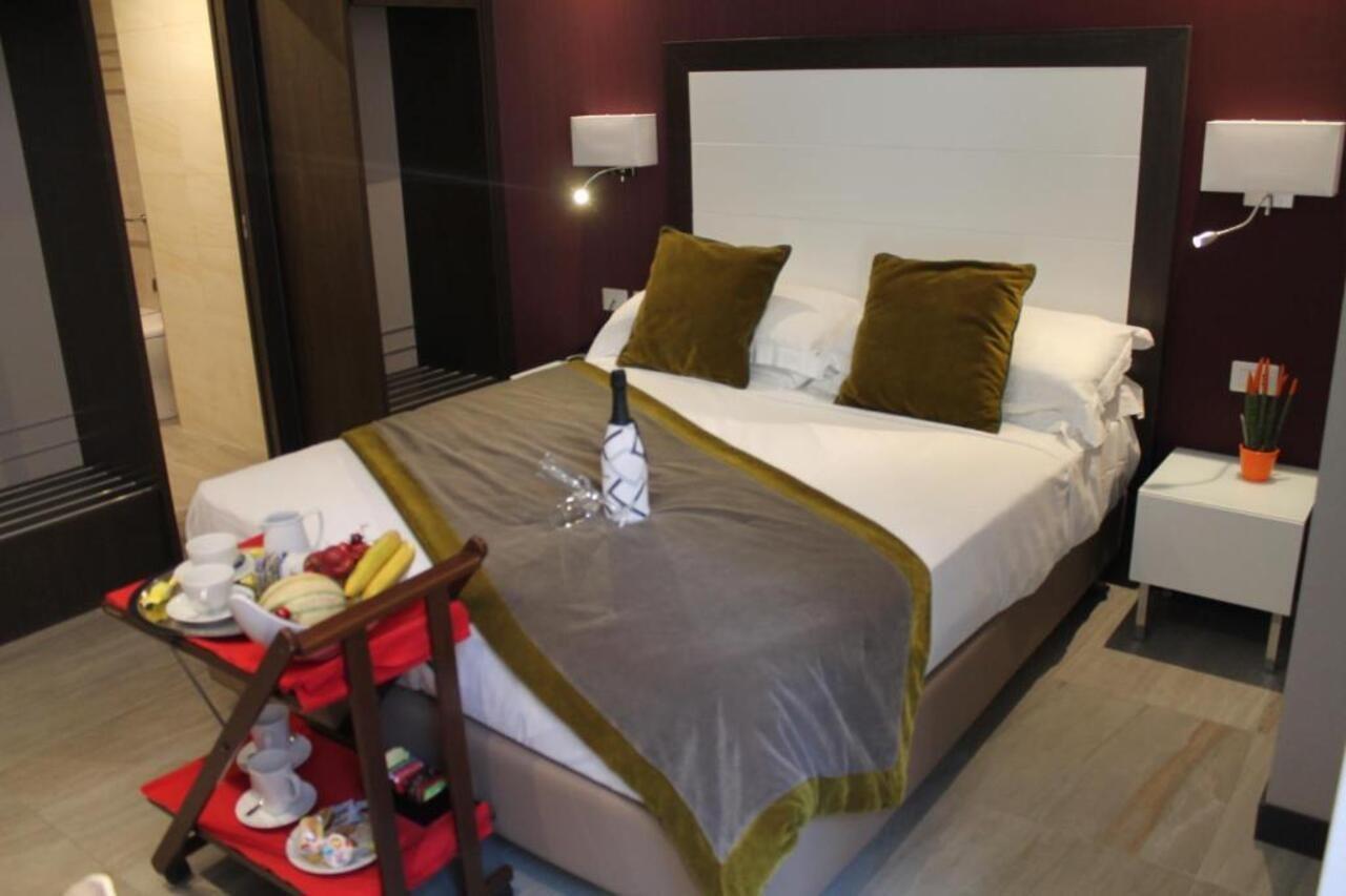 Mz Hotel โรม ภายนอก รูปภาพ