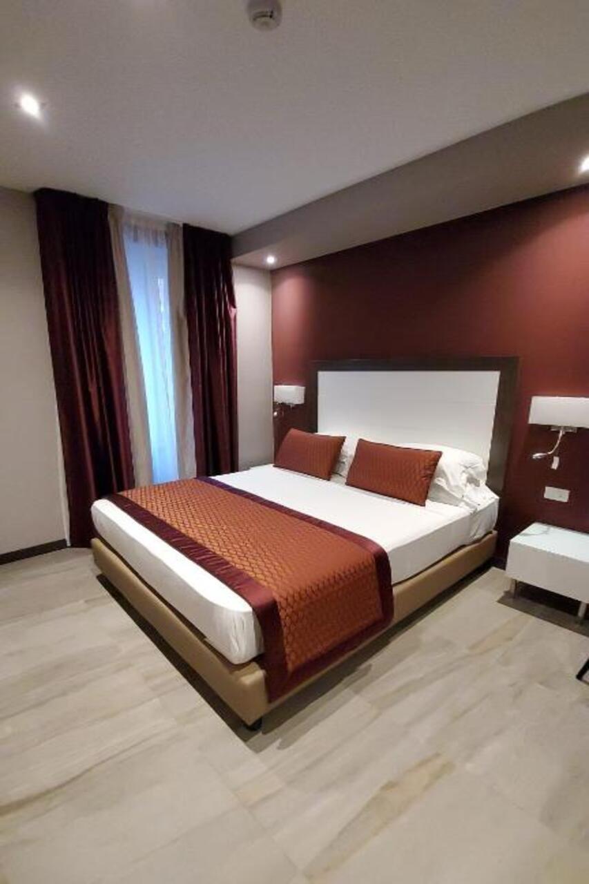 Mz Hotel โรม ภายนอก รูปภาพ