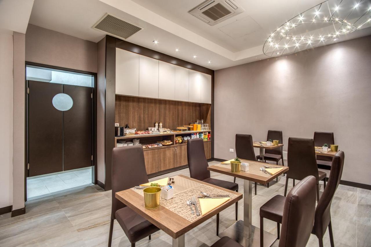Mz Hotel โรม ภายนอก รูปภาพ