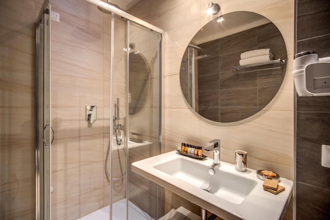 Mz Hotel โรม ภายนอก รูปภาพ