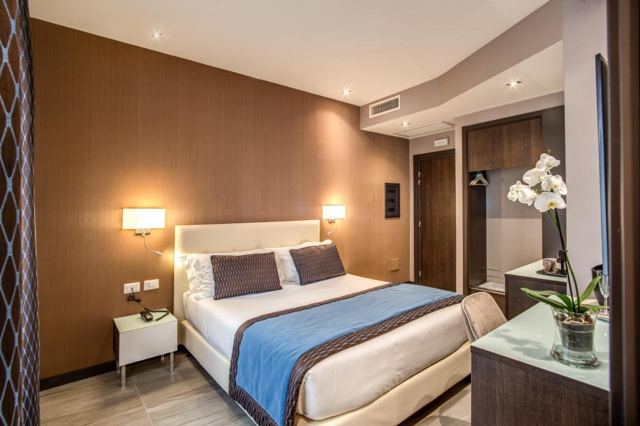 Mz Hotel โรม ภายนอก รูปภาพ