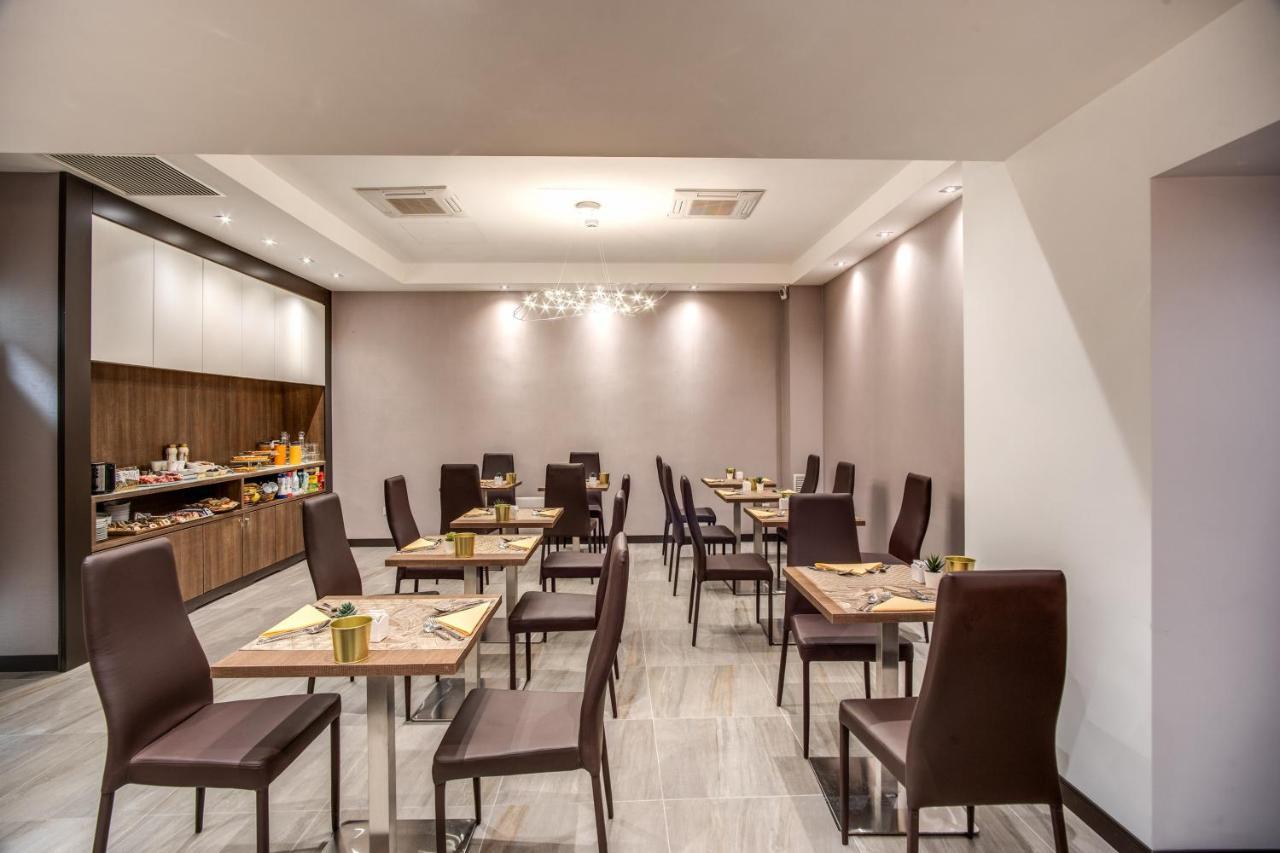 Mz Hotel โรม ภายนอก รูปภาพ